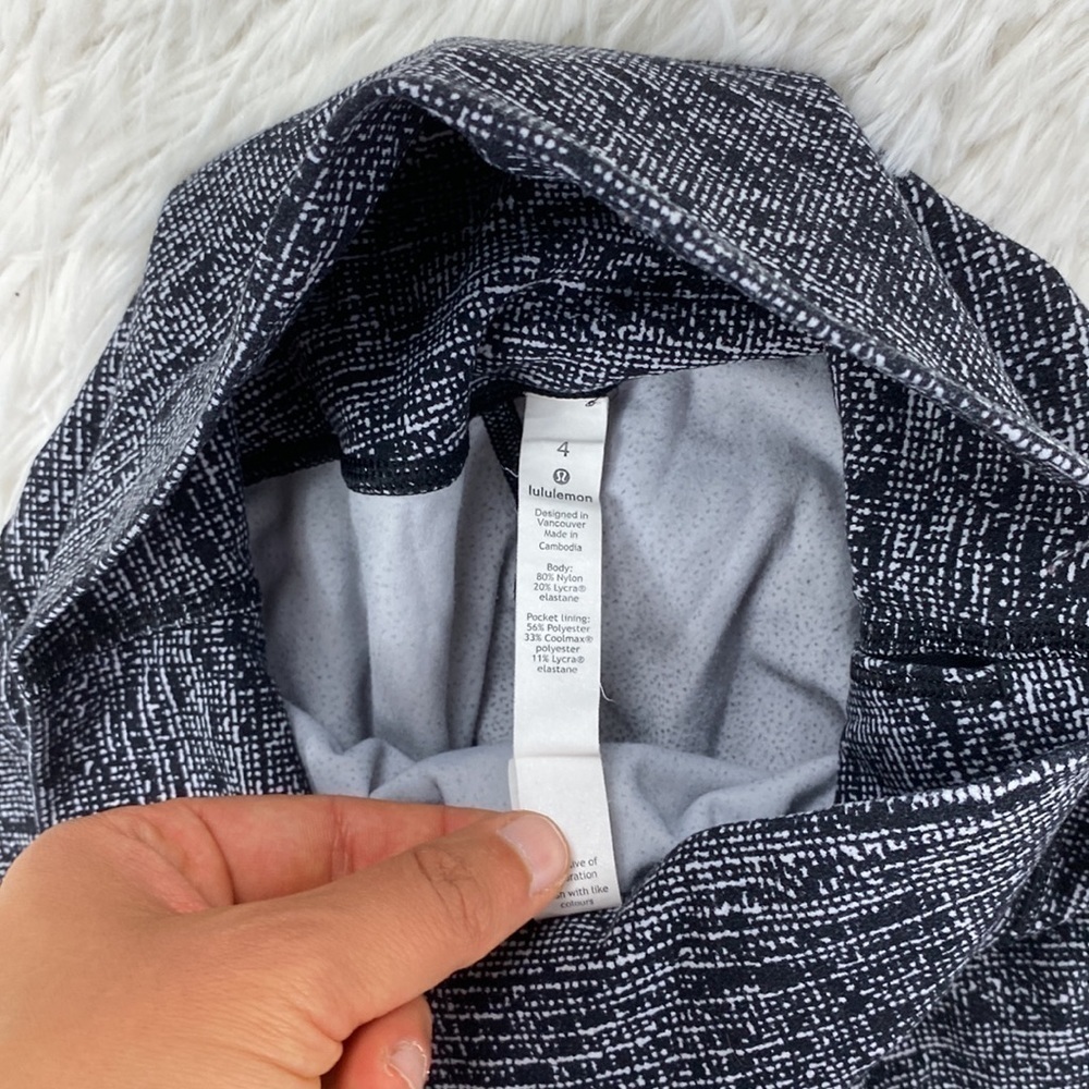 Lululemon Align Crop *21" Twillines Ice Grey Black - Picture 3 of 6